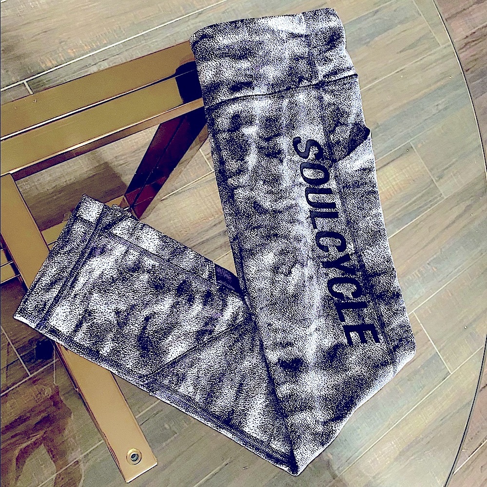 SoulCycle by Lululemon leggings, size 6